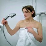 Mobeli Shower Head Positioner